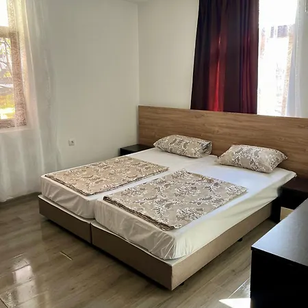 En-suite Rooms: Novа In Center Гостьовий будинок