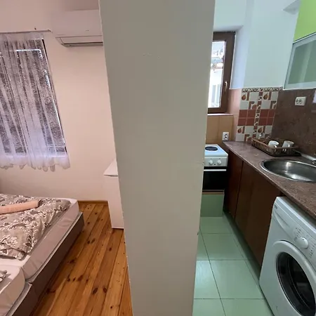 En-suite Rooms: Novа In Center Софія